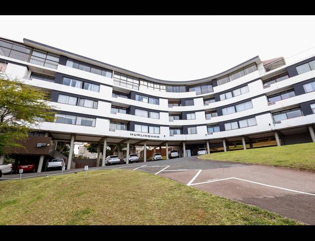 3 BEDROOM APARTMENT FOR SALE IN ESSENWOOD
